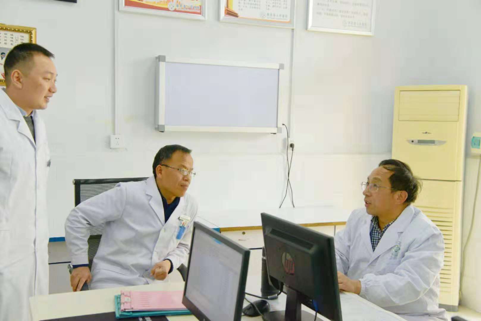 徐克友1.jpg